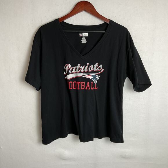 New England Patriots NFL Team Apparel Womens V Neck Short Sleeve Tee 1XL - Picture 2 of 8
